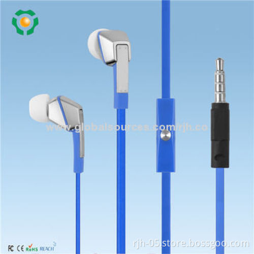 Earbud in box